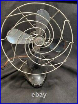 Montgomery Ward Desk Fan # 86K5320 silver blade