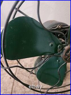 Rare Antique GENERAL ELECTRIC Vintage Desk Fan Army Green WORKS