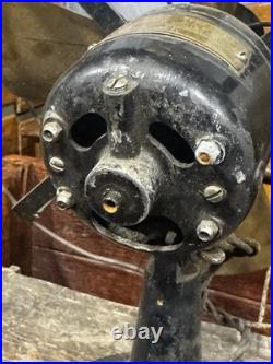 Rare Vintage Antique Racine Electric Company Brass Blade 12 Desk Fan Type 123