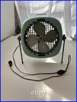 Rare Vintage Torrington Manufacturing Aqua Blue Standing Fan Works Great