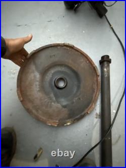 SIGNAL ELETRIC FLOOR FAN MODEL P1251 Rare Model. Working But Doesn't isolate