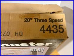 VTG 20 TOASTMASTER 3-Speed Metal BOX FAN model 4435 With Box. Brand New