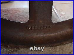 Vintage 1920's Cold Wave Art Deco Industrial Style Cast Iron Base Oscilating fan Vintage 1920's Cold Wave Art Deco Industrial Style Cast Iron Base Oscilating fan