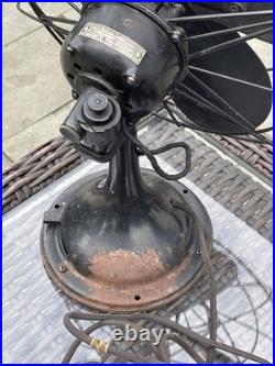 Vintage 1930's Westinghouse Oscillating Fan Model 16-F-3 #922232 Untested