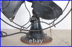 Vintage 1940s 16 Emerson Electric Fan 4 Blades & 3 Speed Oscillating 73648 AK Vintage 1940s 16 Emerson Electric Fan 4 Blades & 3 Speed Oscillating 73648 AK