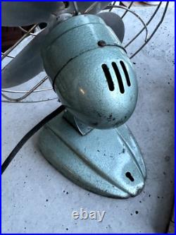 Vintage 1950s McGraw Edison Zero Metal Blade Fan Vintage 1950s McGraw Edison Zero Metal Blade Fan
