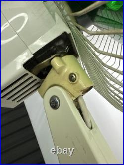 Vintage 1970's Green Lasco Sears tilting Atomic logo fan very rare Works 3 Speed