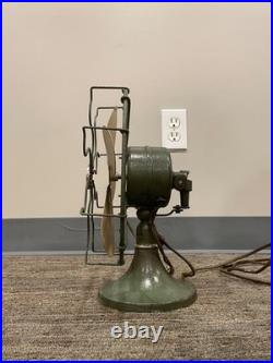 Vintage 8 Cold Wave Electric Oscillating Fan