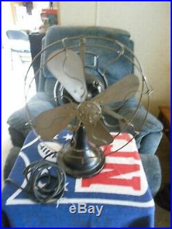 Vintage/Antique G. E. 4 Blade, Oscillating Fan Cat. 75425 3 Speed