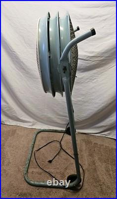 Vintage Aqua Westinghouse 2 Speed Floor Fan Model Am 17-2 Tilt Fan On Wheels