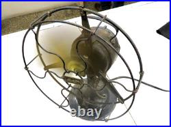 Vintage Century Mod 52 Oscillating Desk Fan