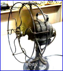 Vintage Century Mod 52 Oscillating Desk Fan