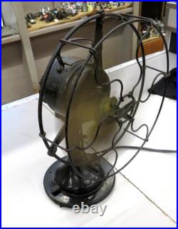 Vintage Century Mod 52 Oscillating Desk Fan