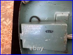 Vintage Desk Top Vornado Jr. Model # 1402 Electric Fan