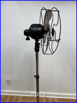 Vintage EMERSON FLOOR FAN pedestal standing industrial metal adjustable portable