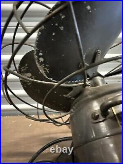 Vintage EMERSON Type 77646-AS Oscillating 3-Speed 12 4 Blade Fan