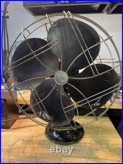 Vintage Emerson 77648-AG 16 3-Speed Oscillating Desk Fan Circa 1937 Art Deco
