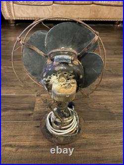 Vintage Emerson Electric 3- speed Oscillating Fan Model 77646 AA 12