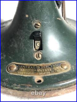 Vintage GE General Electric Oscillating Fan Small Size Wire Cage OD Green Works