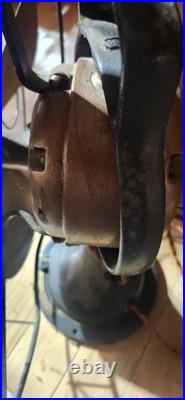 Vintage Ge General Electric Fan Brass Blade Cage Works Great 17