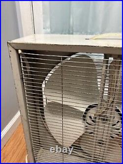 Vintage General Electric Box fan 3 Speed 5 Blade GE 21.5x21.5 TESTED WORKING Vintage General Electric Box fan 3 Speed 5 Blade GE 21.5x21.5 TESTED WORKING