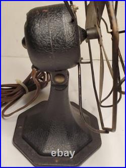 Vintage General Electric Fan 8 Metal Blade Model 49X718 Working perfect Vintage General Electric Fan 8 Metal Blade Model 49X718 Working perfect