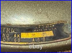 Vintage General Electric GE Vortalex 16 Oscillating Desk Fan 3 Speed FM16V1