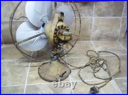 Vintage Graybar Electric Oscillating Table Fan 75425G 18 X 17.5 Works