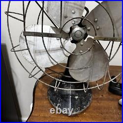 Vintage Hunter Zephair 12 D-12 Electric Oscillating 2 Speed Fan Cat. 25 WORKS Vintage Hunter Zephair 12 D-12 Electric Oscillating 2 Speed Fan Cat. 25 WORKS