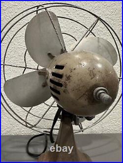 Vintage Manning Bowman 12 Oscillating Desk / Table Fan Model No. 52 Vintage Manning Bowman 12 Oscillating Desk / Table Fan Model No. 52