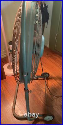 Vintage Mid-Century Emerson Electric Seabreeze Roll-About Adjustable 2-Speed Fan