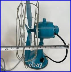 Vintage Robbins & Myers RESTORED Model 11018 3 Speed Oscillating 15 Desk Fan Vintage Robbins & Myers RESTORED Model 11018 3 Speed Oscillating 15 Desk Fan