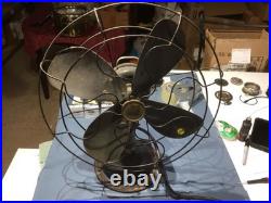 Vintage Robbins & Myers electric 3 speed oscillating fan