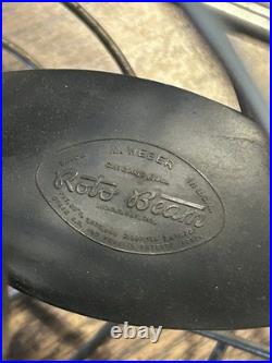 Vintage Roto Beam Retro Floor Fan Wire Cage Pat. 20's Chicago, Illinois Made USA