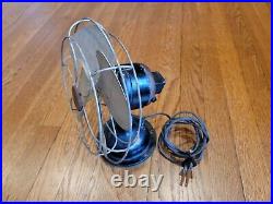 Vintage Signal Oscillating Fan, Model 152A, 8 Blade, Desk Fan