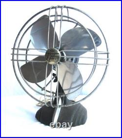 Vintage Small Deco Atomic Streamlined Retro Electric Fan. A+ Cond. Works Great