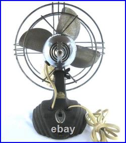 Vintage Small Deco Atomic Streamlined Retro Electric Fan. A+ Cond. Works Great