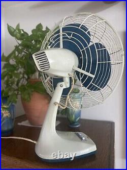 Vintage Toshiba Electric Fan Oscillating ES-5B Age of Flight Metal Sn. 1640967