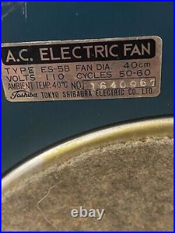 Vintage Toshiba Electric Fan Oscillating ES-5B Age of Flight Metal Sn. 1640967