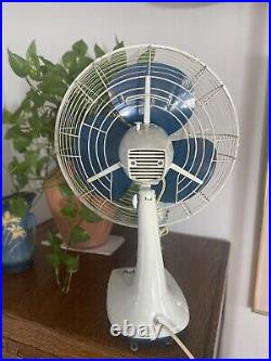 Vintage Toshiba Electric Fan Oscillating ES-5B Age of Flight Metal Sn. 1640967