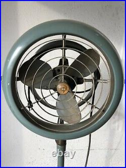 Vintage Vornado Tower Fan 3 Speed. Model B38P1-1
