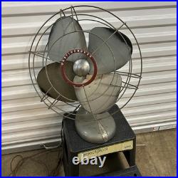Vintage Westinghouse Y-4627 Electric Fan 2-Speed Oscillating Art Deco Working