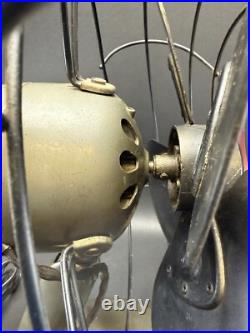 Vintage Westinghouse Y-4627 Electric Fan 3-Speed Oscillating Does Work Vintage Westinghouse Y-4627 Electric Fan 3-Speed Oscillating Does Work