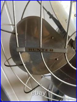 Vintage hunter Desk Top Metal Oscillating 3-speed Fan C-16, It Works