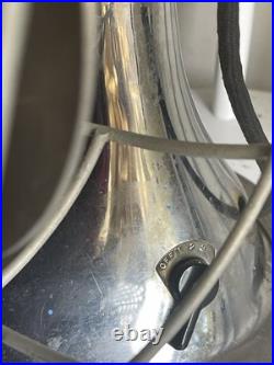 Vintage hunter Desk Top Metal Oscillating 3-speed Fan C-16, It Works