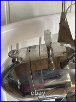 Vintage hunter Desk Top Metal Oscillating 3-speed Fan C-16, It Works