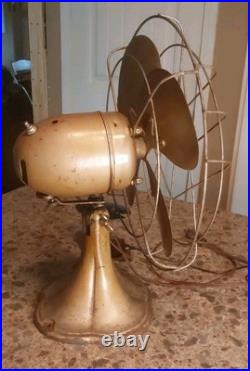 Vtg 12 Emerson Junior Fan 2660-D 2 Speed, Oscillating & Adjustable Tilt