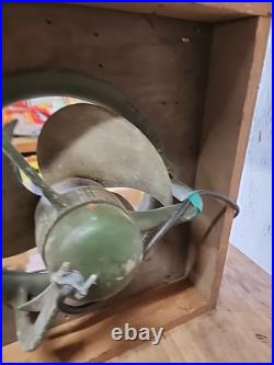 Vtg Antique ILG Electric Ventilating Co Wall Ventillation Fan Cast Iron Tested