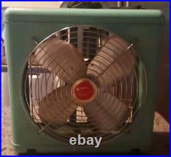 WESTERN AUTO WIZARD BREEZE BOX FAN 12 3 SPEED (Works)