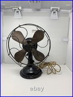 Western Electric Fan. 4 Blades. 110 Volts Tested And Works Great Condition